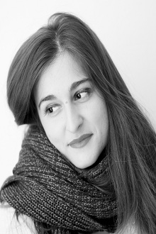 Dr Ana Vuin