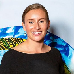 Dr Phoebe Arbon head and shoulders