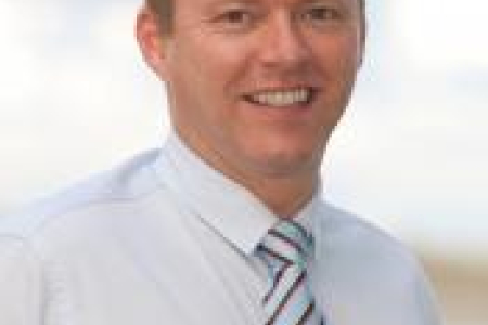 Dr Andrew Taylor