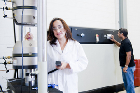 From left: CDU Research Associate Dr Margarita Vargas and Associate Professor Krishnan Kannoorpatti