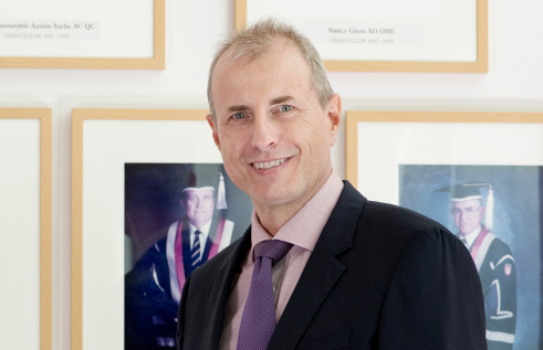 Hon Paul Henderson AO