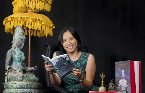 Senior Lecturer in Indonesian Studies Dr Vannessa Hearman