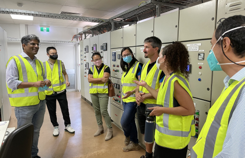 Charles Darwin University (CDU) has teamed up with Alice Springs Future Grid to integrate more renewable energy into the power grid of the Central Australian town. Pictured: CDU’s Energy and Resources Institute Director Professor Suresh Thennadil (right).