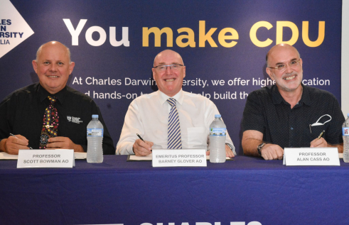 Charles Darwin University (CDU) in the Northern Territory and Western Sydney University in New South Wales have today signed a Memorandum of Understanding (MoU) to support the establishment of a CDU Menzies School of Medicine, and growth of the Northern Territory’s medical workforce.