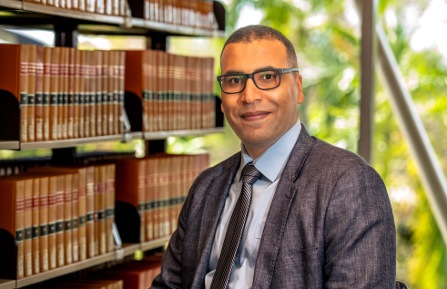 Dr. Awni Etaywe