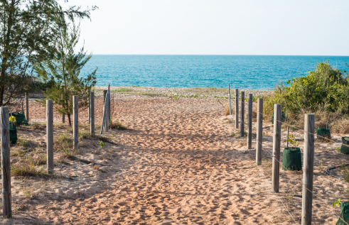 Nhulunbuy beach